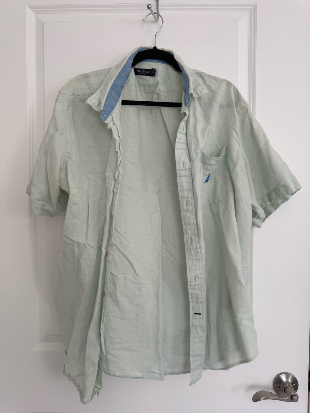 Nautica Men’s Light Mint Short-Sleeve Button-Down Shirt